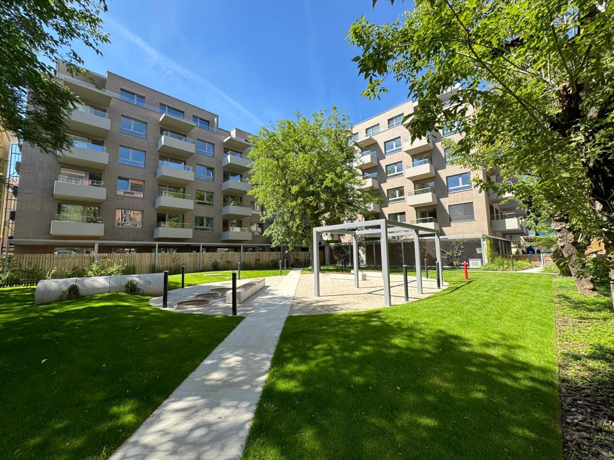 Aurora Apartments Bratislava Extérieur photo